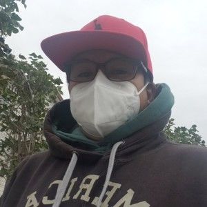 Meet your Posher, Laurence